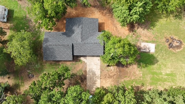 Beautifully remodeled home with a private setting in Knoxville! 1.73+/- Acres, 1878 sft+/- 4 bed 3 bath w/master suite, laundry room, living room and dining area, split floor plan andquartz counters and large pantry. ZERO DOWN eligible and move in ready! Spacious 2 car garage, NEW: HVAC, roof, windows, attic insullation, waterproof luxery vinyl flooring, 2 electric fireplaces, ceramic tile, new sheetrock, paint in and out, new Samsung kitchen appliances, new plumbing and electirical fixtures, vapor barrier, tons of ENERGY EFFICIENT LED lighting inside and outside! Just a short drive to a public ramp on the lake, beautiful views of the mountains and large trees! Huge yard with well house and outbuildings and a concrete pad!! Nothing in this price range compares, call for your private showing today!!