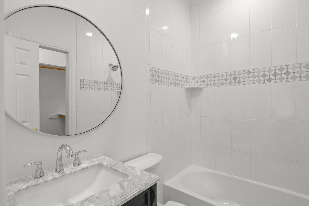 Pinnacle Sub Ph 1, The Rogers - Residential