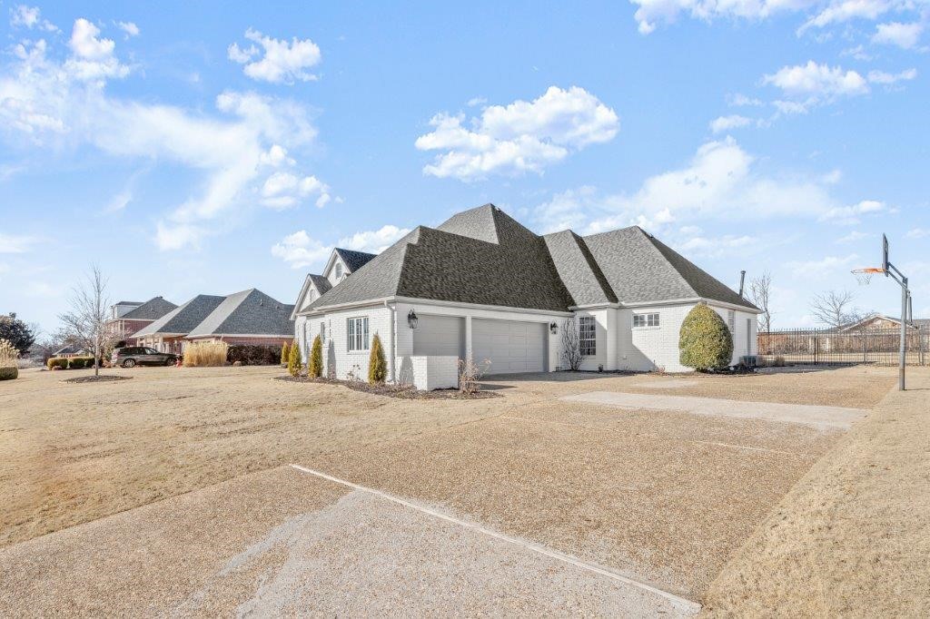 Pinnacle Sub Ph 1, The Rogers - Residential