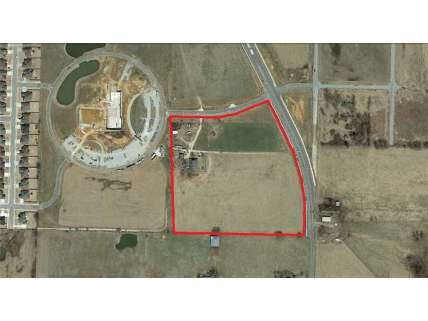 PRIME COMMERCIAL TRACT IN THE HEART OF BENTONVILLE'S FUTURE GROWTH. NEXT TO NEW BENTONVILLE ACTIVITY CENTER TO BE COMPLETED IN 2015. NEW BENTONVILLE SCHOOLS BEING CONSTRUCTED IN AREA. CLOSE TO NEIGHBORHOOD WAL-MART.