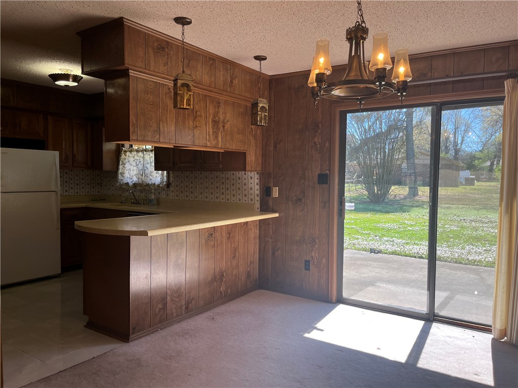 D Barger M White Rep - Residential