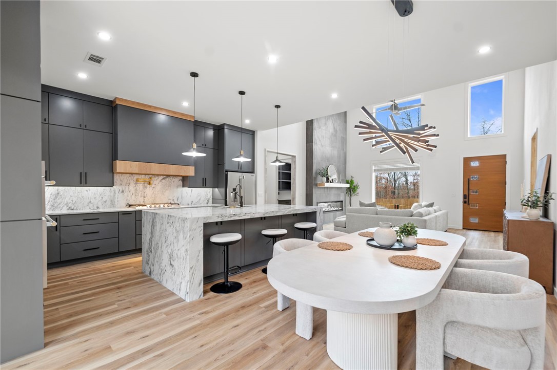 Lincoln Sub Bvv - Residential