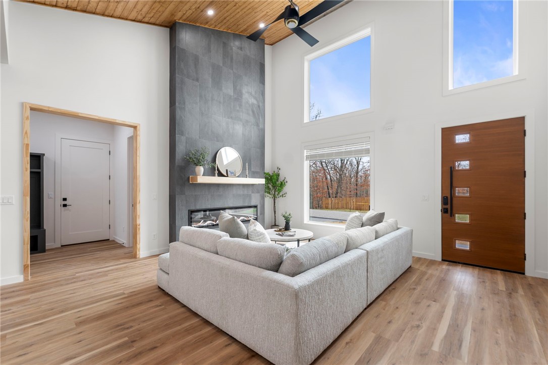 Lincoln Sub Bvv - Residential