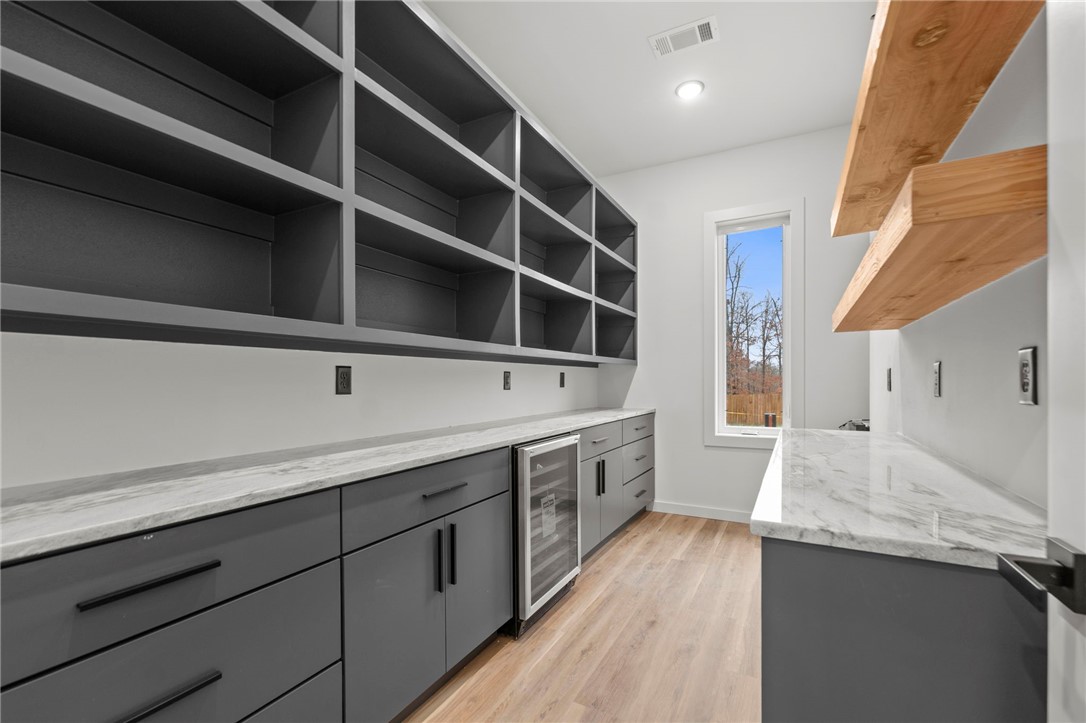 Lincoln Sub Bvv - Residential