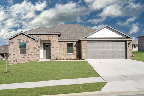 Photo of 213 Ruggles Street, Pea Ridge, AR 72751 (MLS # 1344064)