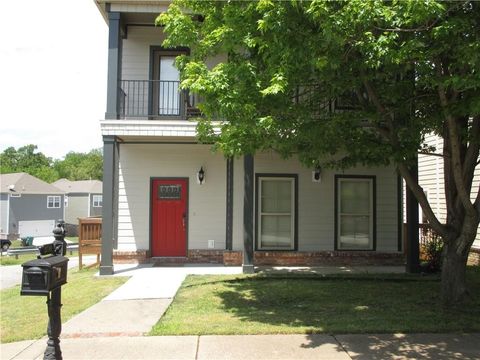 Photo of 3709 W Cherokee Road, Rogers, AR 72758 (MLS # 1330169)