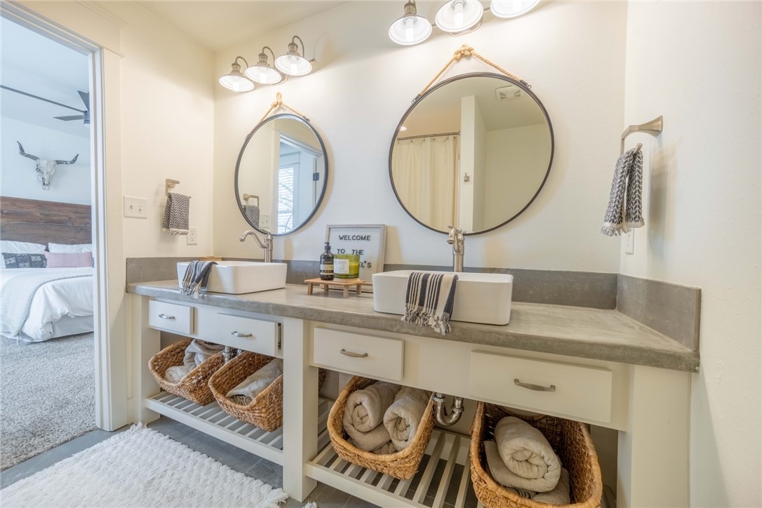 16-10-30 - Residential