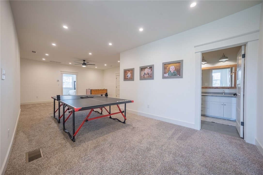 16-10-30 - Residential