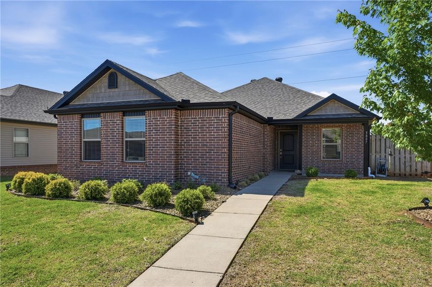 FOR LEASE. Welcome to 3807 SW Capstone Avenue, a well-maintained 3-bedroom, 2-bathroom home located in one of Bentonville’s most convenient and desirable areas. This inviting property offers a functional layout with comfortable living spaces, perfect for families, professionals, or anyone looking to enjoy all that Northwest Arkansas has to offer. The home features a spacious fenced backyard, ideal for pets, outdoor entertaining, or simply relaxing in your own private outdoor space. Inside, you’ll find a practical floor plan with three generously sized bedrooms, two full bathrooms, and a bright living area designed for everyday living. Situated just minutes from schools, parks, shopping, dining, and Bentonville’s world-class biking trails, this home combines comfort, convenience, and location.