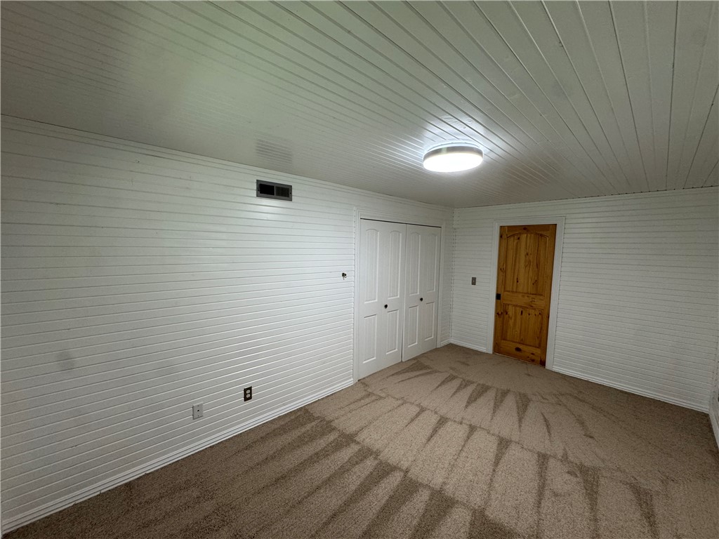 Jug Wheeler Add - Residential Lease