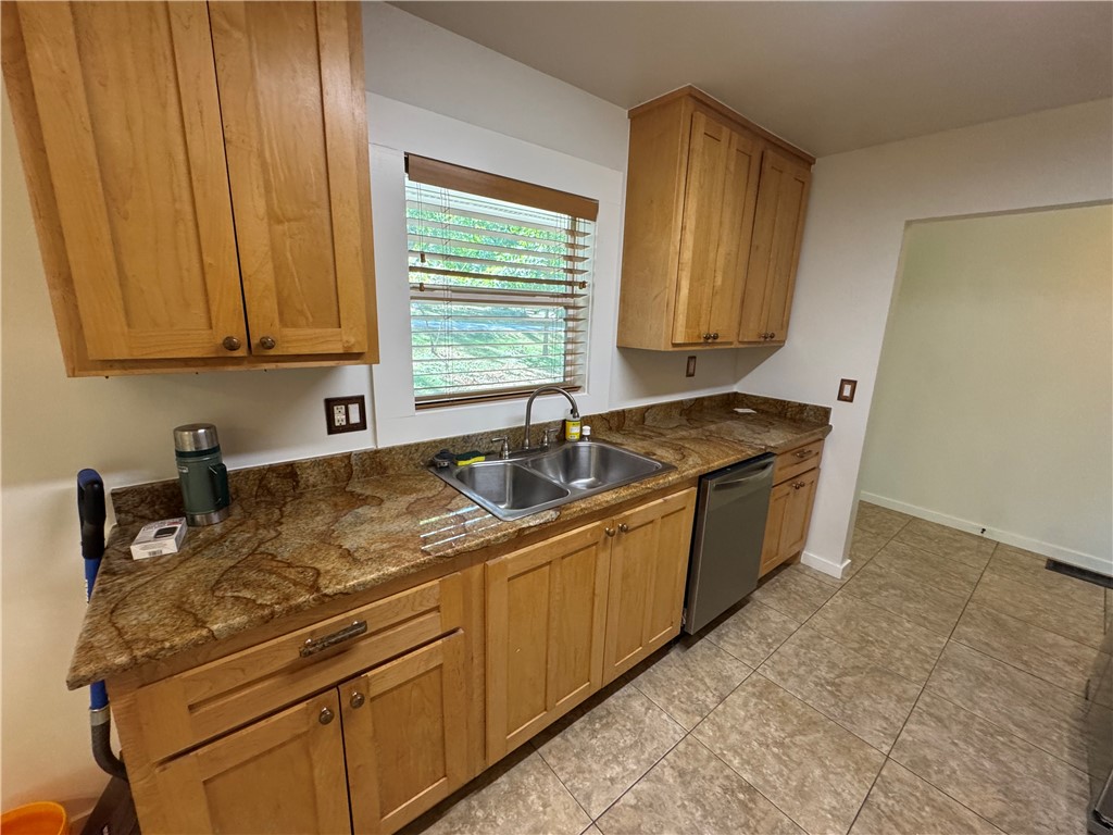 Jug Wheeler Add - Residential Lease