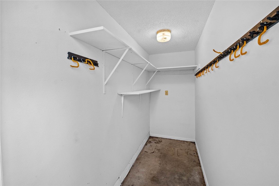 Rolling Oaks Sub Unit 2 Rogers - Residential Income