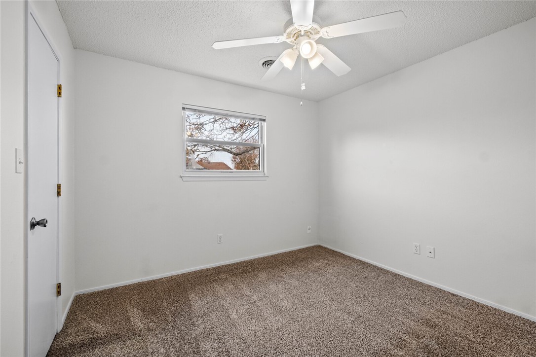 Rolling Oaks Sub Unit 2 Rogers - Residential Income