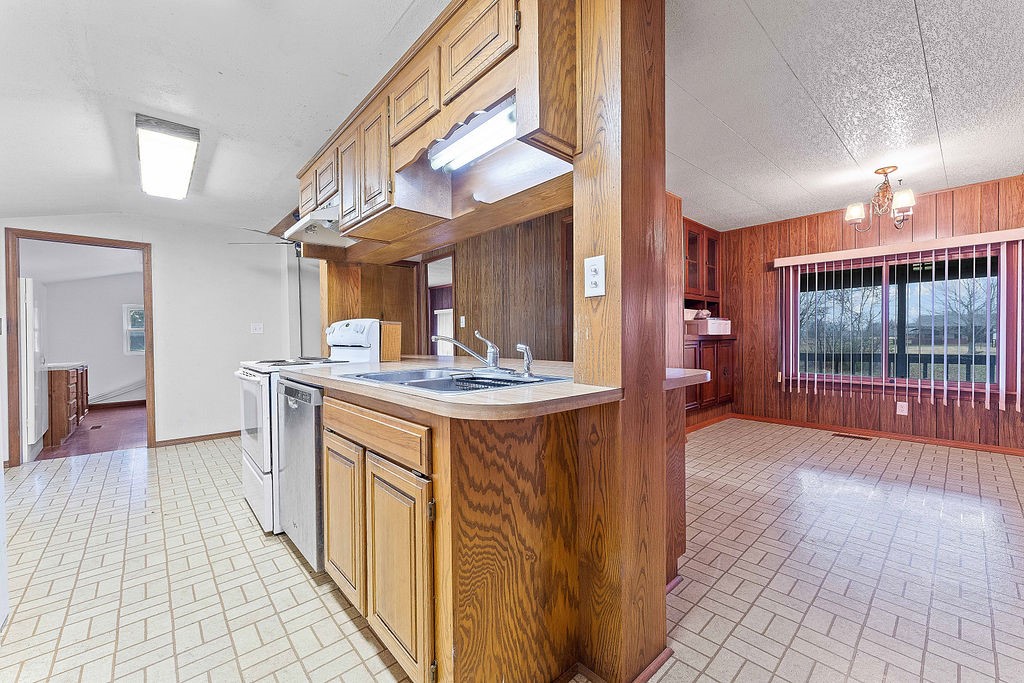 Medlin Sub Pea Ridge - Commercial Sale