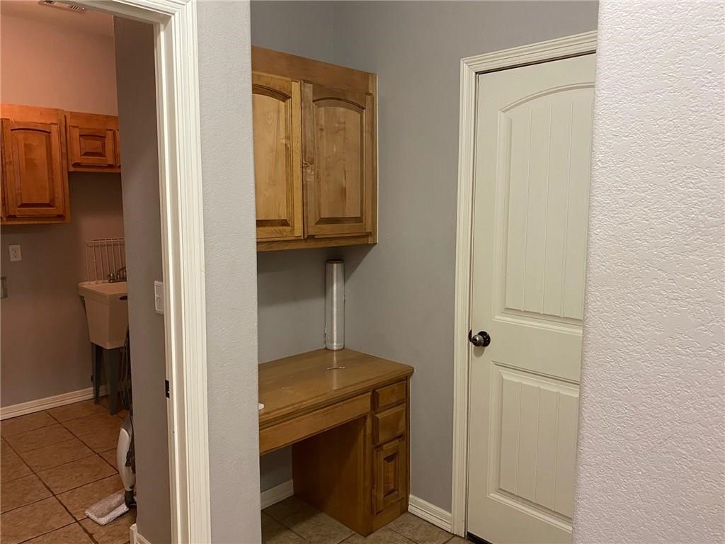 Oxford Sub-Bvv - Residential Lease