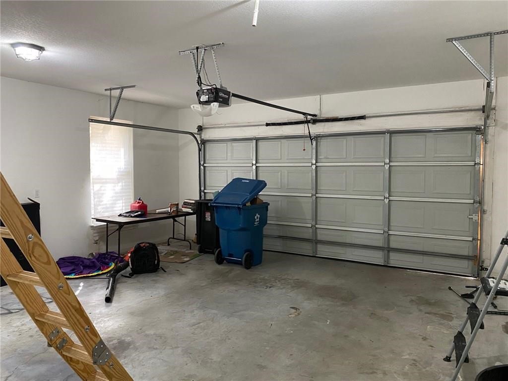 Oxford Sub-Bvv - Residential Lease