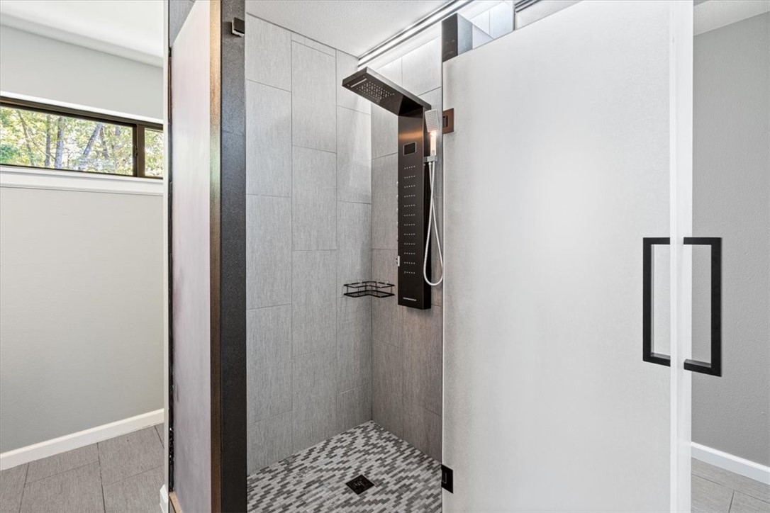 18-18-28 - Residential