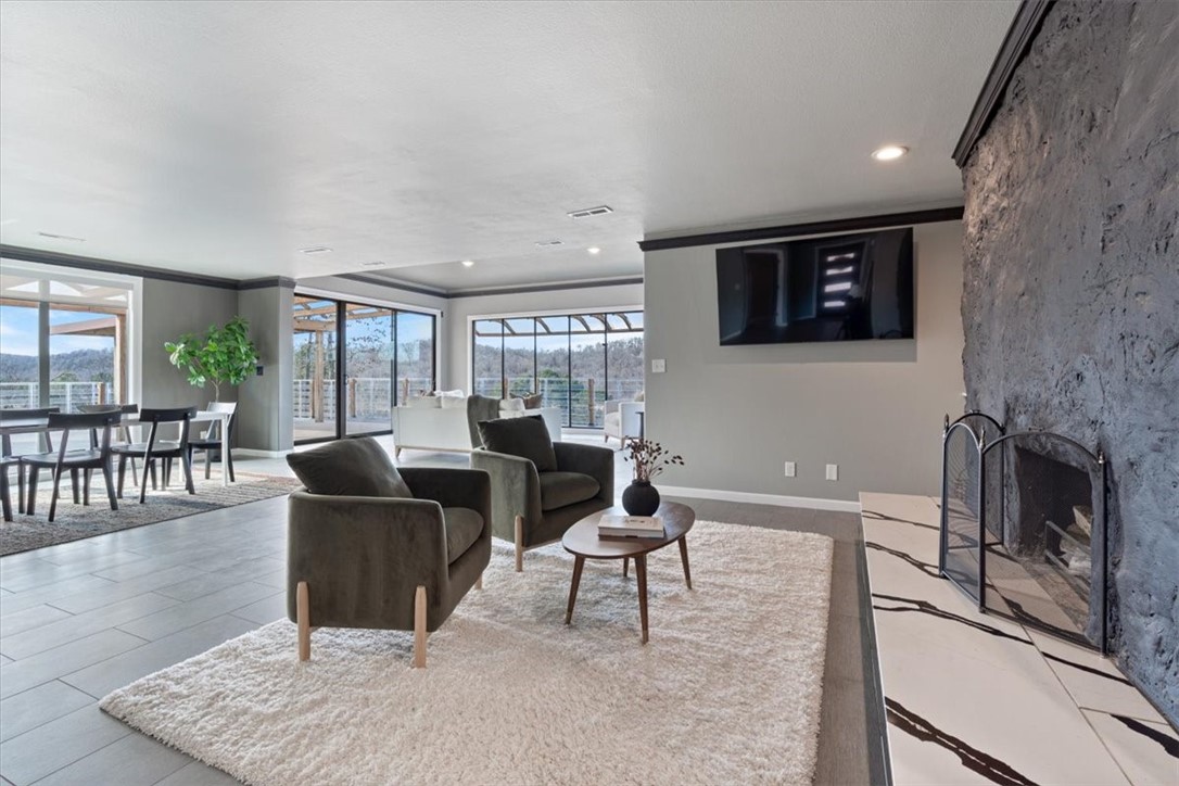 18-18-28 - Residential