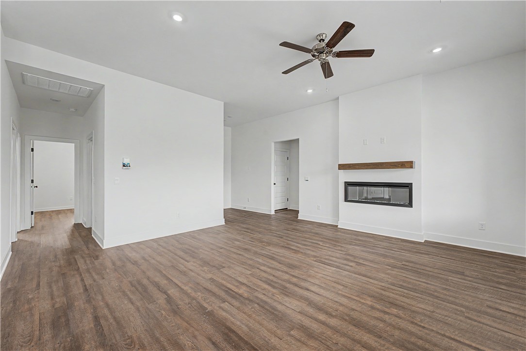 Goose Creek Village Ph. 5 - Residential Lease