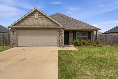 Photo of 4352 W Havana Avenue, Fayetteville, AR 72704 (MLS # 1341949)