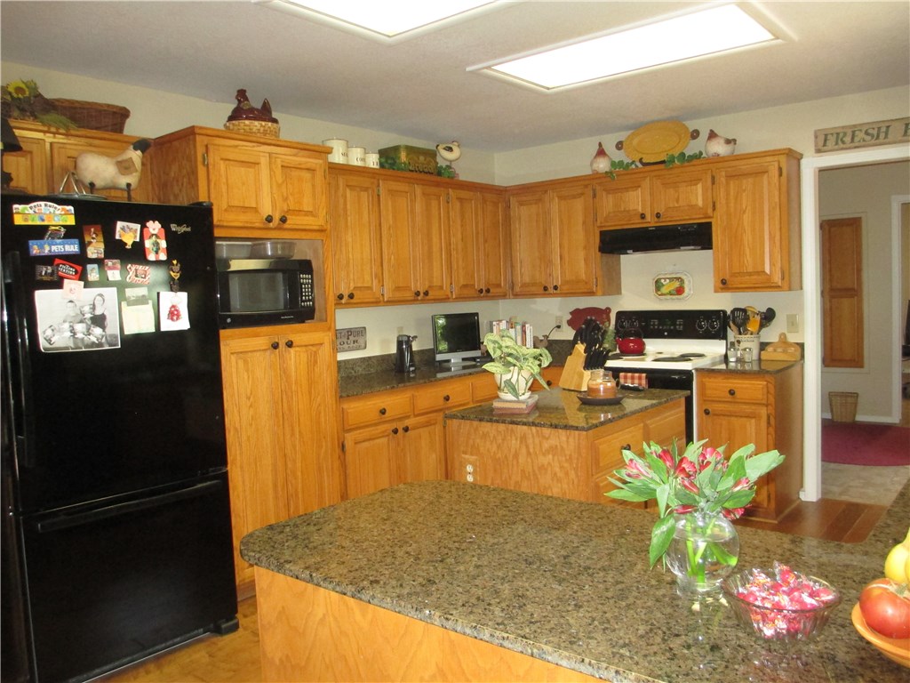 Unit 9 Holiday Island - Residential