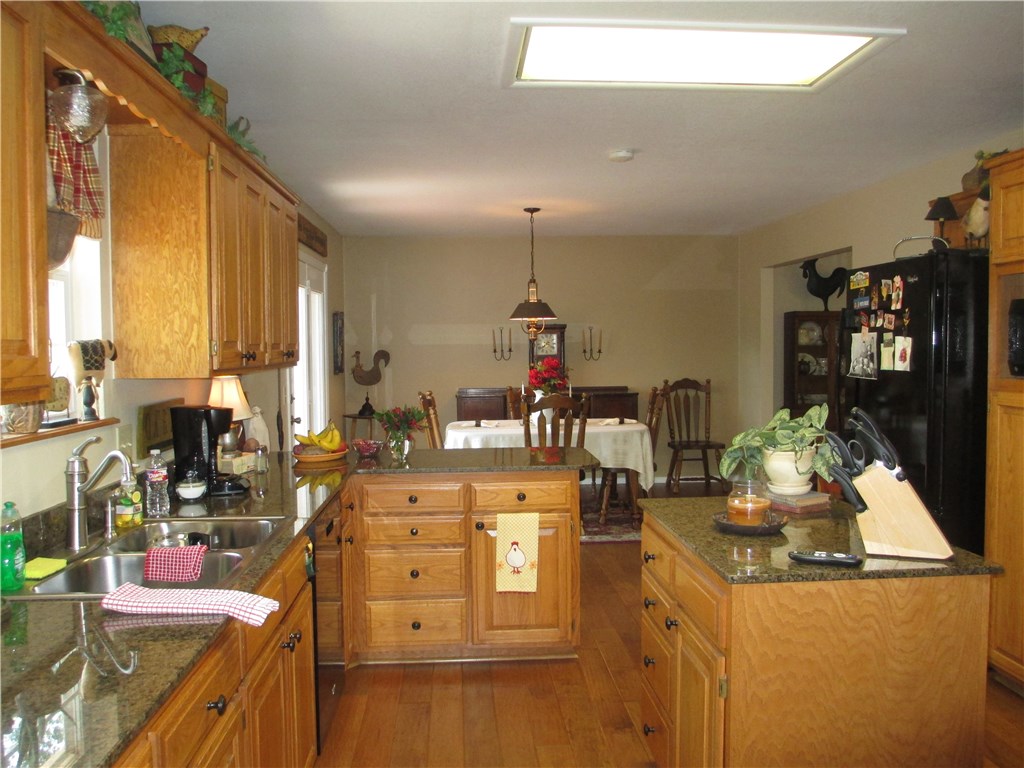 Unit 9 Holiday Island - Residential