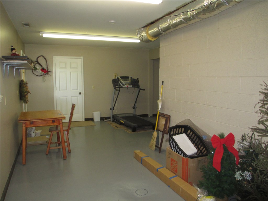 Unit 9 Holiday Island - Residential