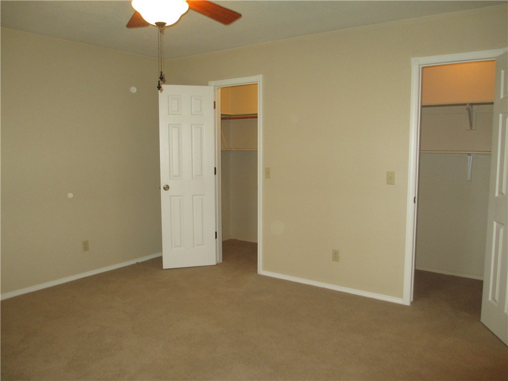 Unit 9 Holiday Island - Residential