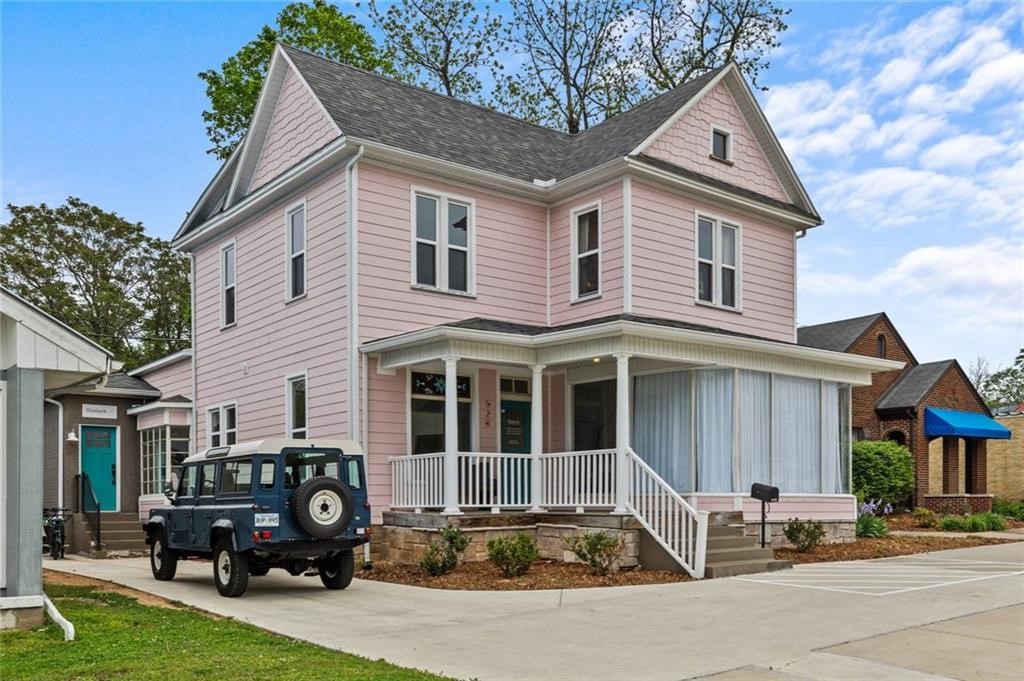 This historic property with active STR-2 license near downtown Fayetteville is incredibly flexible, with past and present uses including residential, live/work, retail, professional offices, an esthetics practice, and more. Beautifully and thoroughly renovated by Flintlock LAB in 2021 with both commercial and residential uses in mind, all main systems were updated between 2020-2022, including a new roof in 2022. Zoned āCommunity Services,ā this property sits directly between the Washington-Willow and Wilson Park Historic
Districts and has valuable street frontage on College Ave near downtown Fayetteville. Fully occupied by business tenants at present, the property may not be shown without an accepted offer in place first. Listed for below recent appraised value, this versatile investment opportunity is one not to be missed!