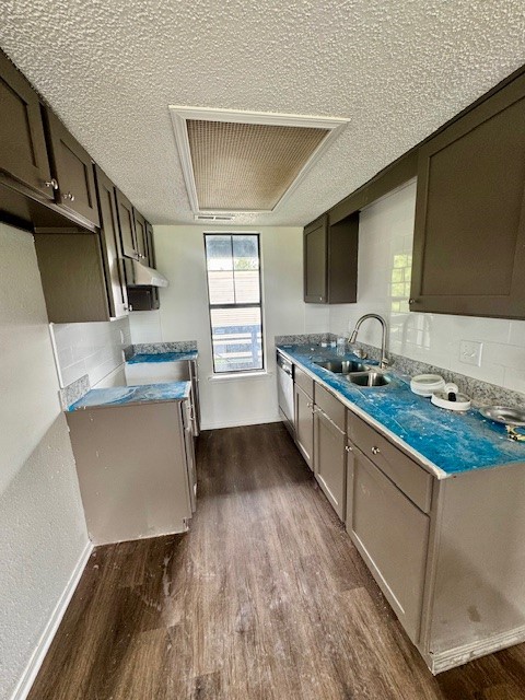 2-17-30 SPRINGDALE OUTLOTS - Residential Lease