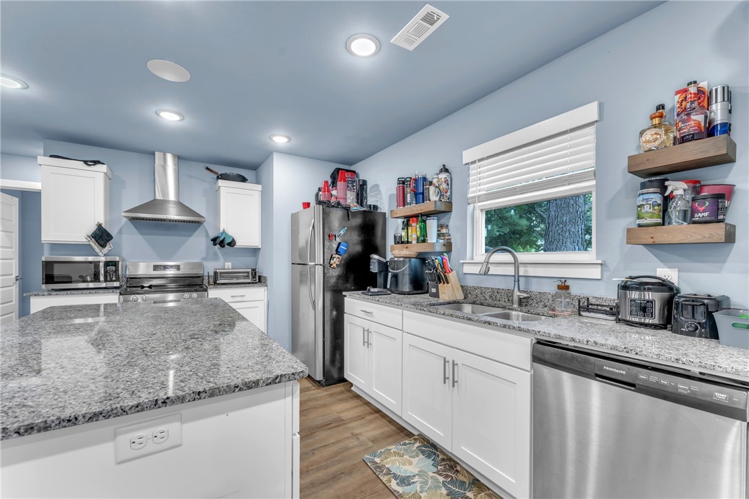 Fayetteville Outlots - Residential Lease