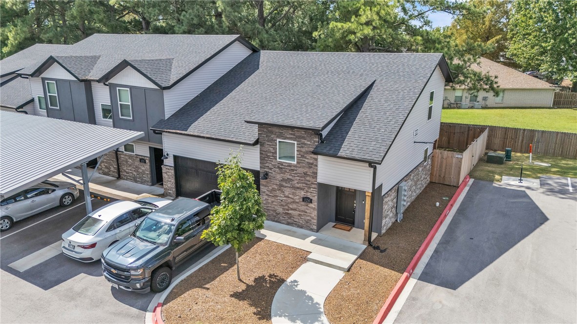 Fayetteville Outlots - Residential Lease