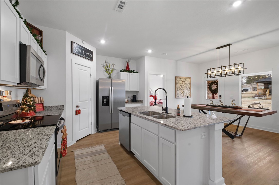 Whispering Oak - Residential