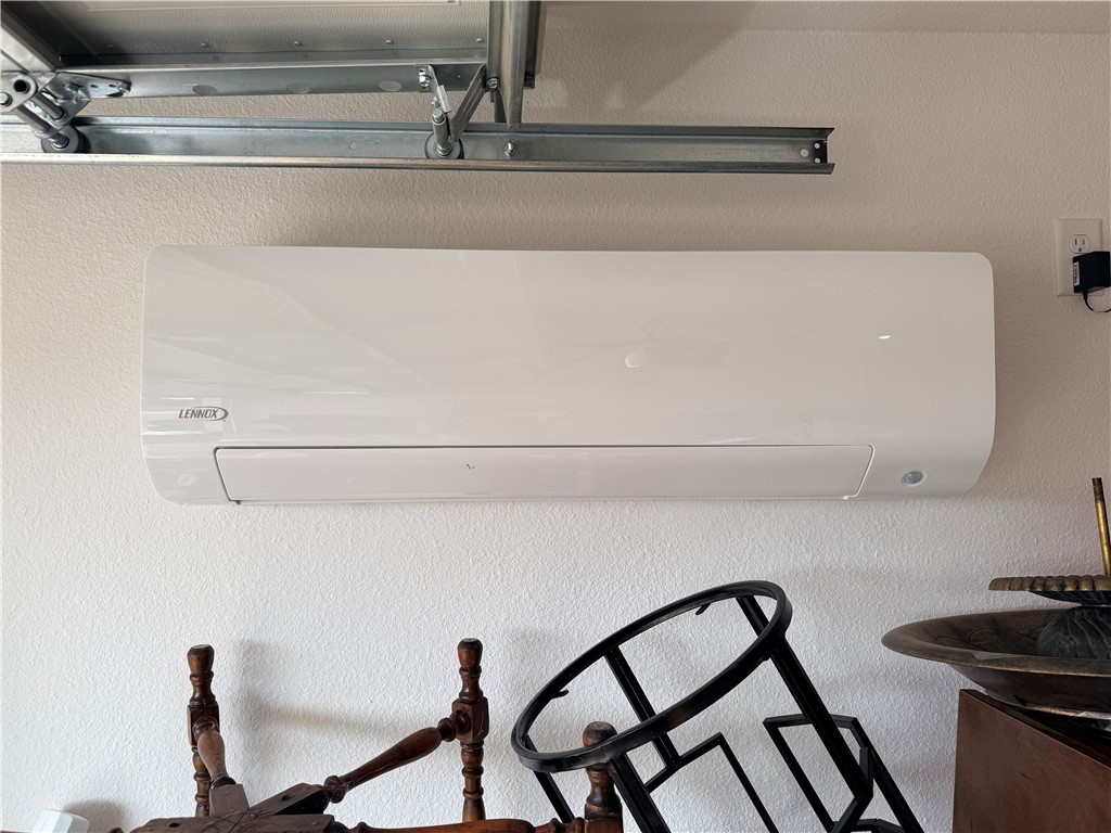 Whispering Oak - Residential