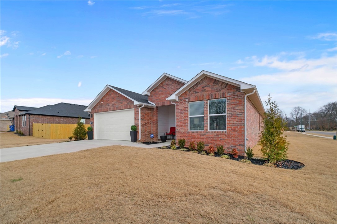 Whispering Oak - Residential