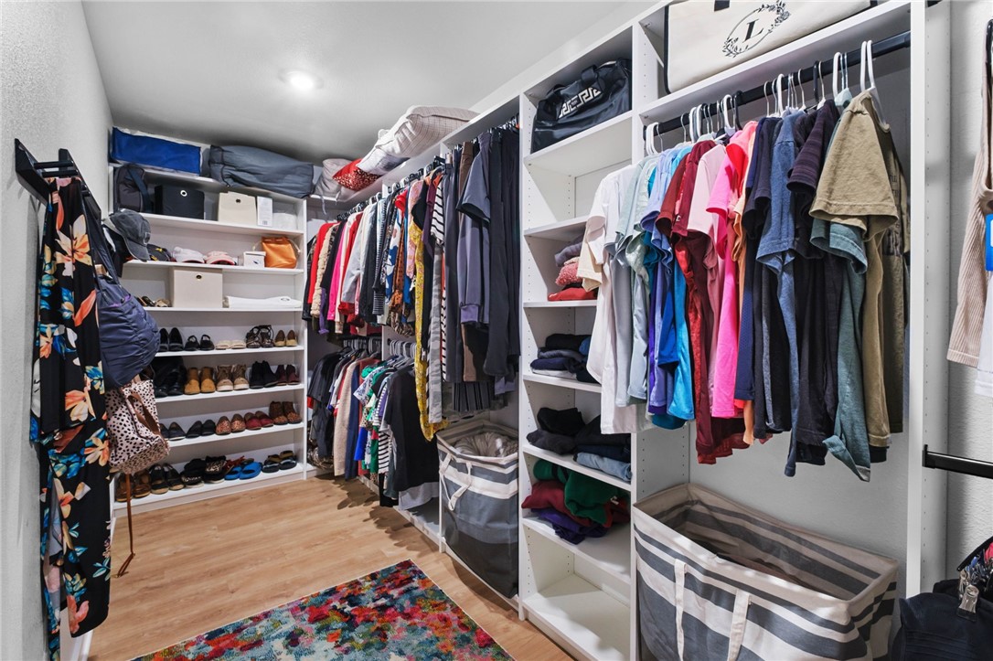 Whispering Oak - Residential