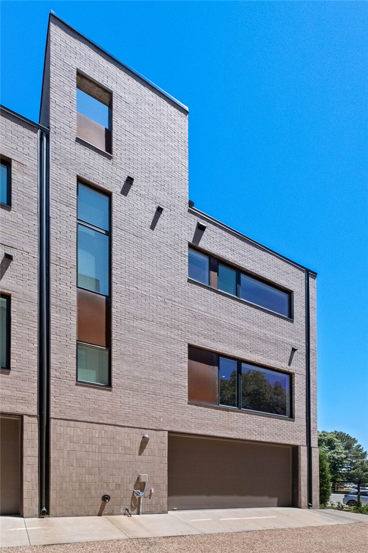 SEG 4 Horizontal Property Regime - Residential