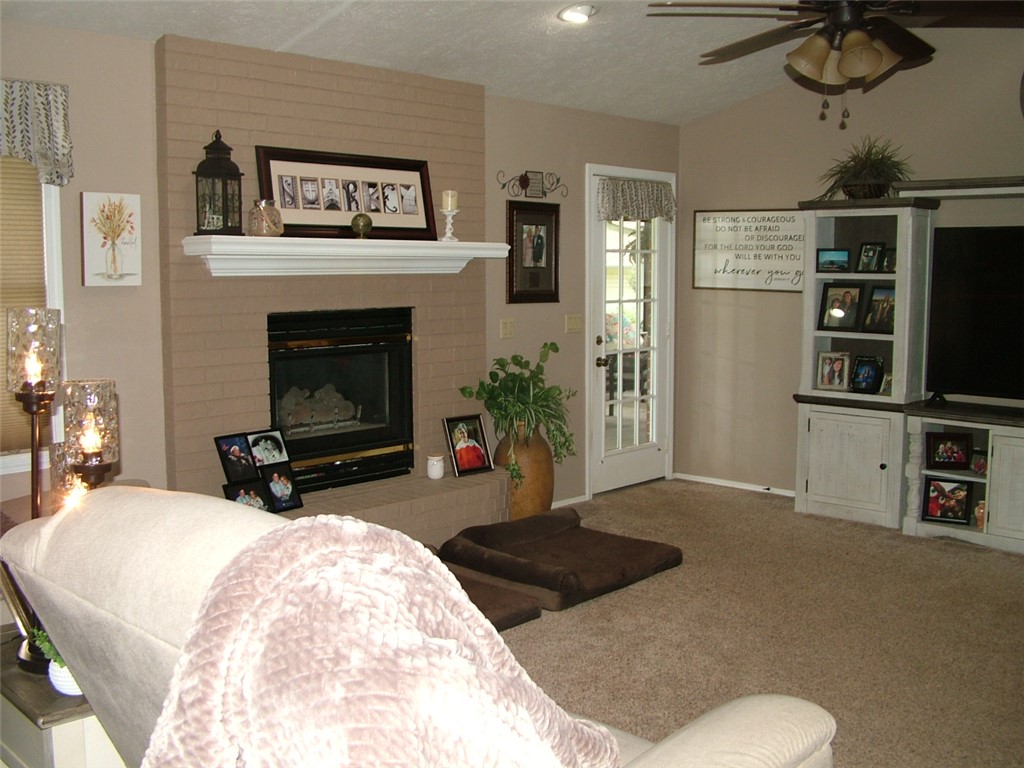 1309 Laurel Road