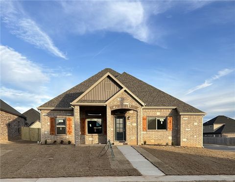 Photo of 1120 Flat Rock Street, Bentonville, AR 72713 (MLS # 1338834)