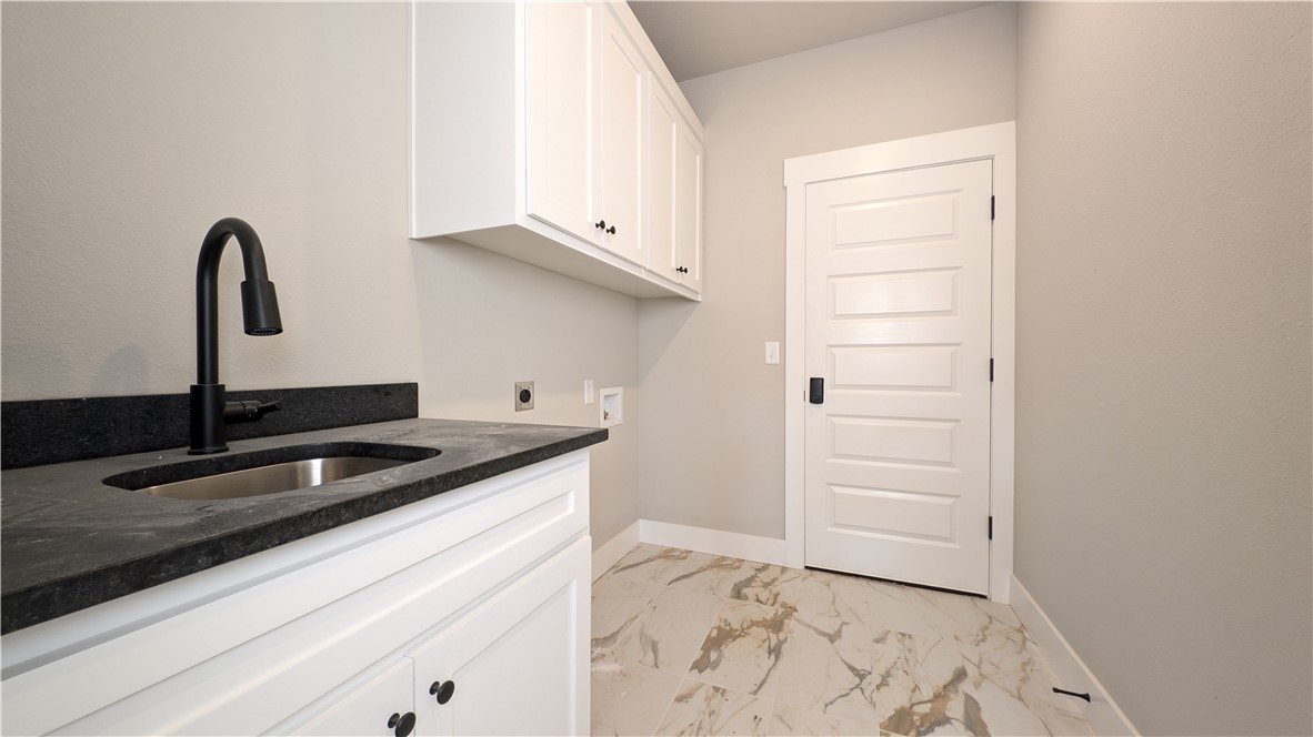 GRAND ESTATES PH 1-GENTRY - Residential