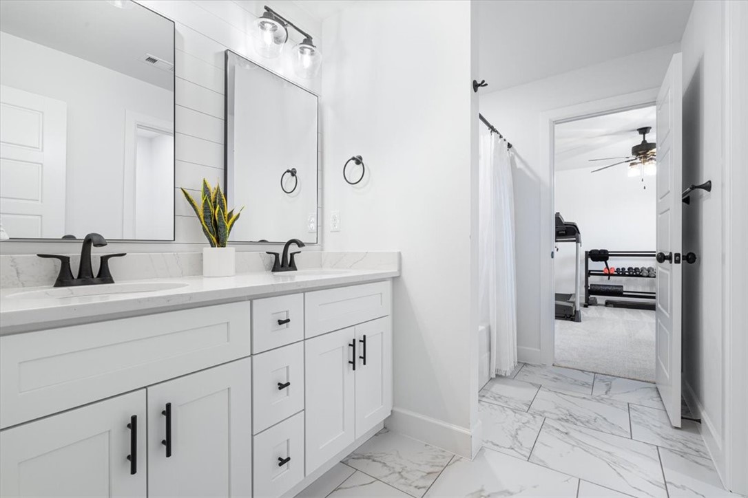 Rolling Acres Ph Iii Bentonville - Residential