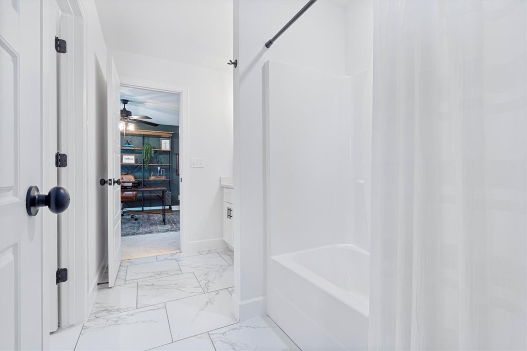 Rolling Acres Ph Iii Bentonville - Residential