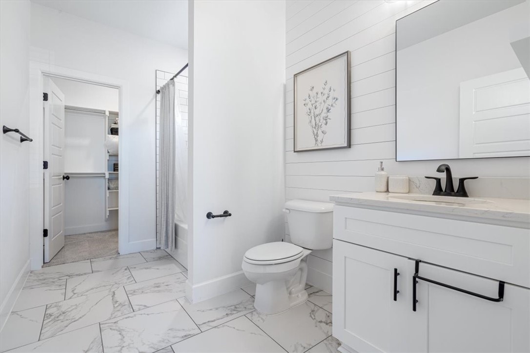 Rolling Acres Ph Iii Bentonville - Residential