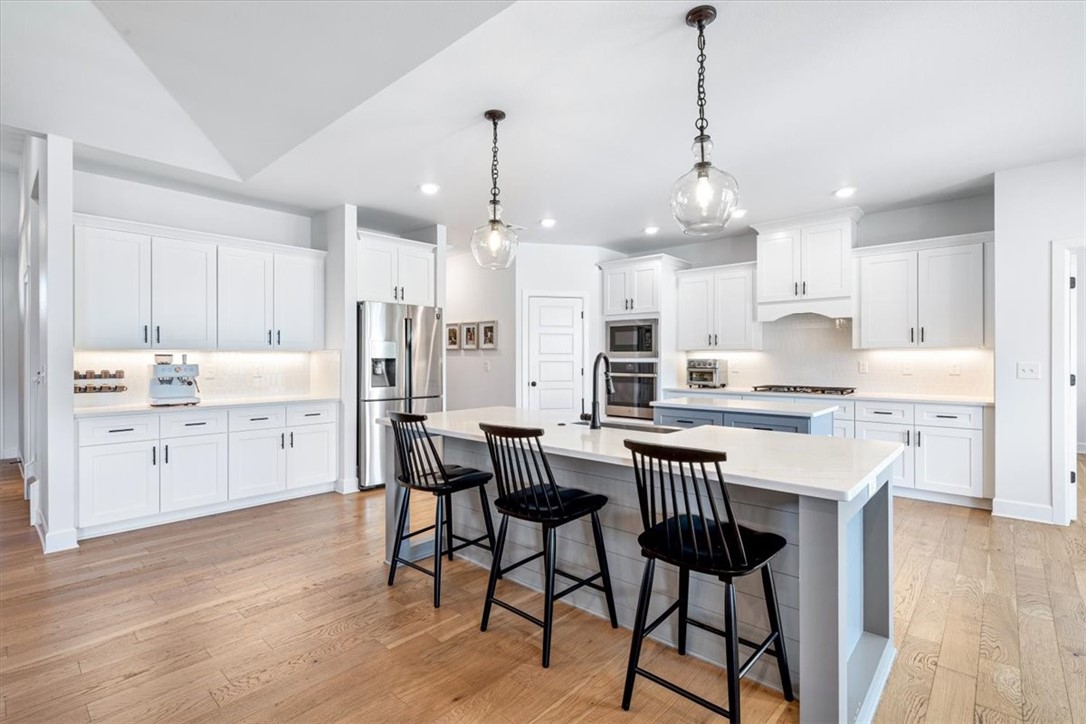 Rolling Acres Ph Iii Bentonville - Residential