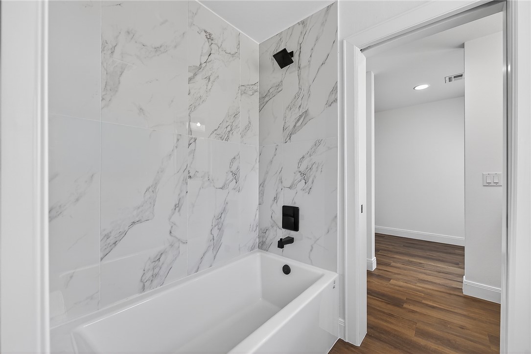 Devonshire Sub Bvv - Residential