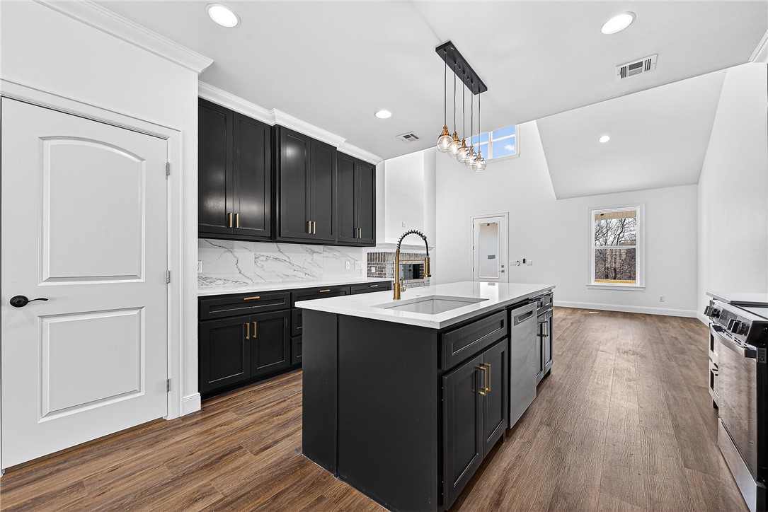 Devonshire Sub Bvv - Residential