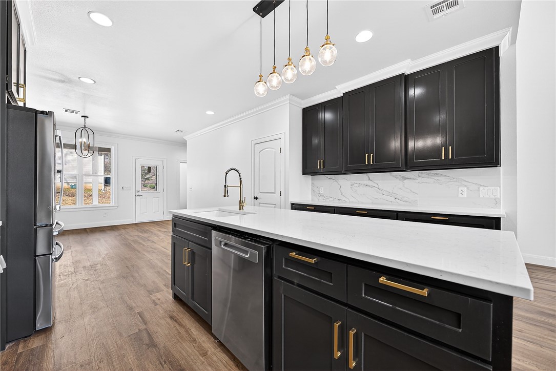 Devonshire Sub Bvv - Residential