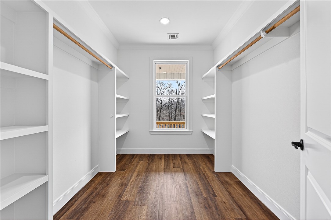 Devonshire Sub Bvv - Residential