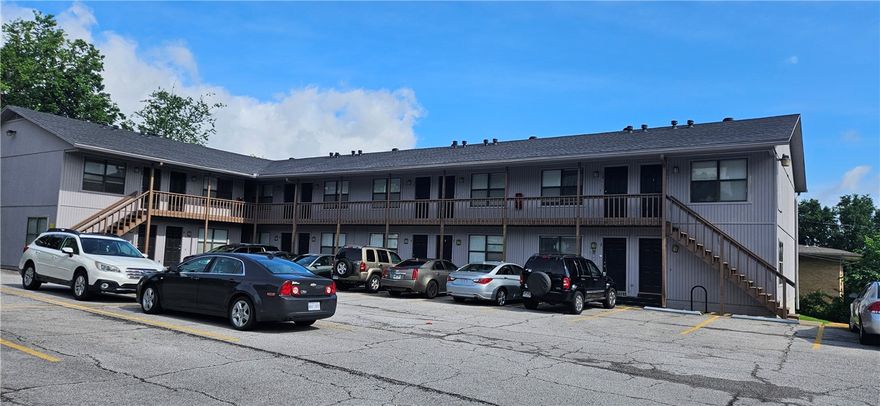 Nice apartments near campus in Fayetteville. Home features 1 bedroom, 1 bathroom, new LVP throughout home, open floorplan, with onsite laundry.