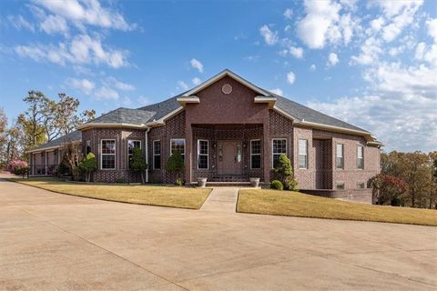Photo of 14600 S Mountain Road, Lowell, AR 72745 (MLS # 1331962)